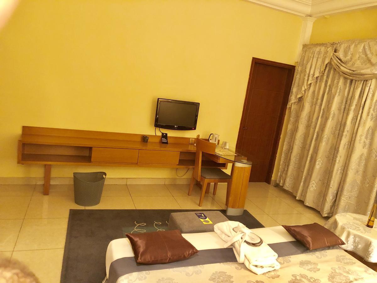 Hotel Riviera Браззавіль Екстер'єр фото